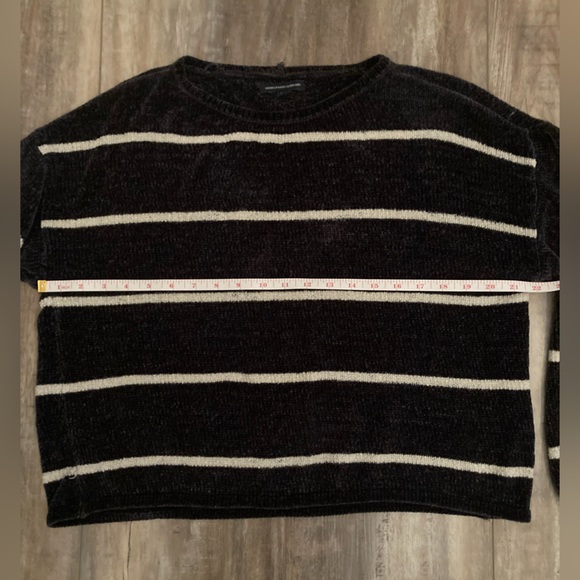 Super soft American Eagle sweater, size Small - Picture 3 of 5